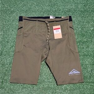 NWT Men’s Nike Trail Dri-FIT Lava Loops Olive Green Running 1/2 Tights $90 Sz L